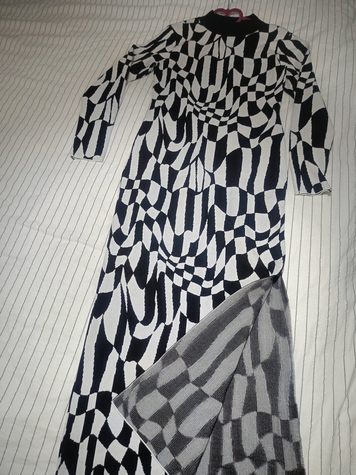 Uzun Kollu Piliseli Desenli Gri Elbise - Görsel 2