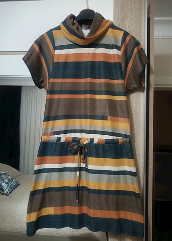 Beli Bağcıklı Midi Çizgili Günlük Elbise - Görsel 2