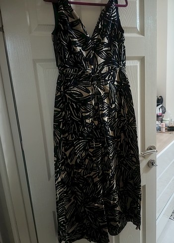 Siyah Desenli V Yakalı Uzun Elbise - Görsel 2