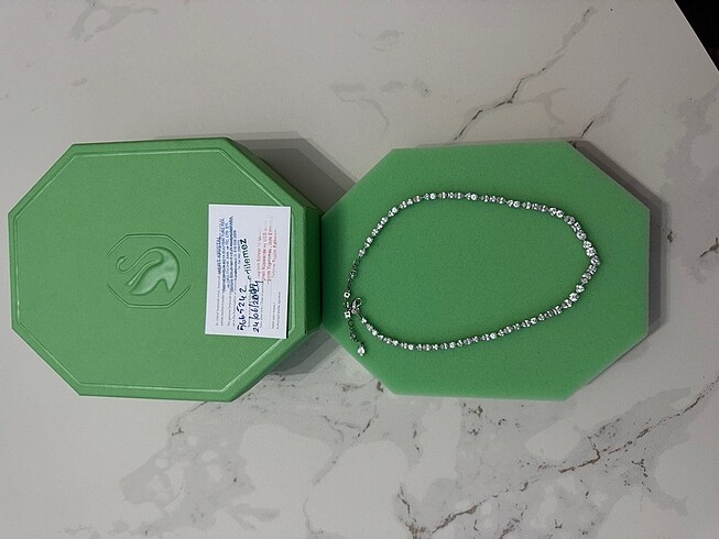 Beden beyaz Renk Orijinal Swarovski Mesmera Kolye