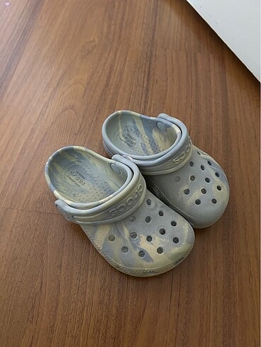 Crocs terlik