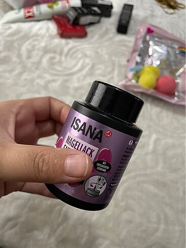 Az kullanıldı parmak sokunca hemen oje temizleniyor - Görsel 2