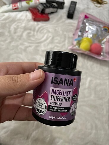 Az kullanıldı parmak sokunca hemen oje temizleniyor - Görsel 4