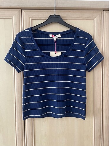 Koton Crop Tshirt