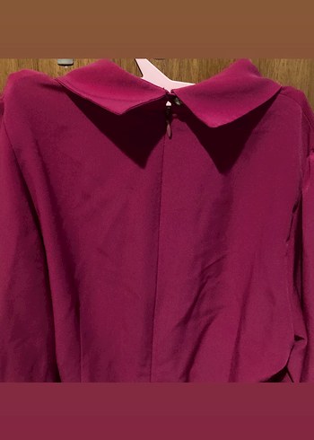 Düğmeli Yüksek Yakalı Pembe Kadın Gömlek - Görsel 3