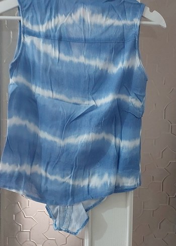 Mavi Batik Desenli Kolsuz Mini Gömlek - Görsel 3