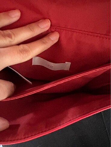  Beden H&m kırmızı çanta