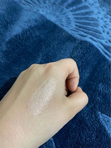  Beden H&M highlighter