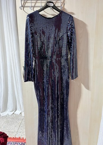 Kadın Uzun Payetli Gece Elbisesi - Görsel 2