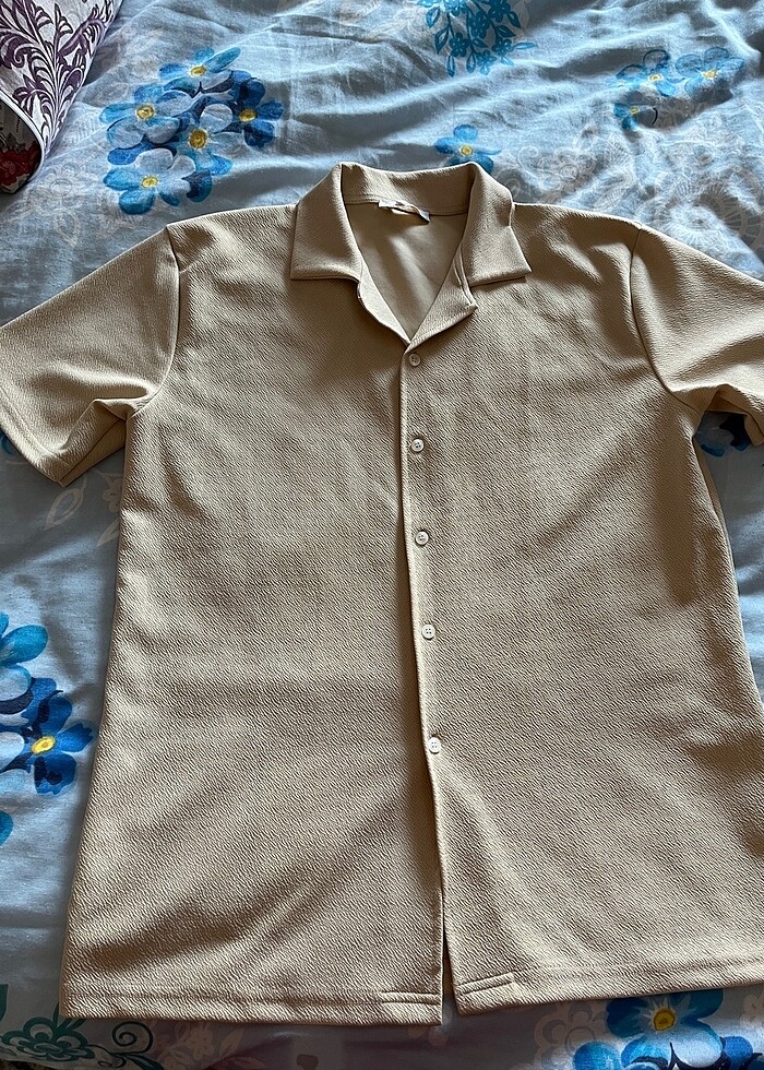 Erkek gömle hiç giyilmedi beden olmamasından dolayı satıyorum - Görsel 5