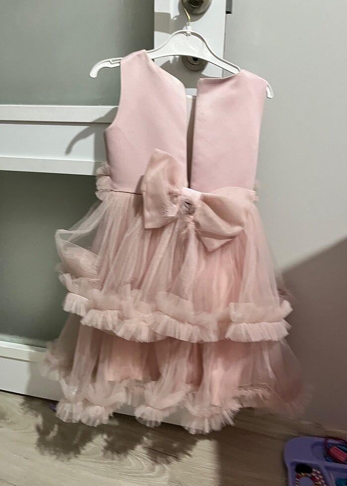 Kız çocuk tüllü elbise 6,7 yaş bir kere giyildi - Görsel 5