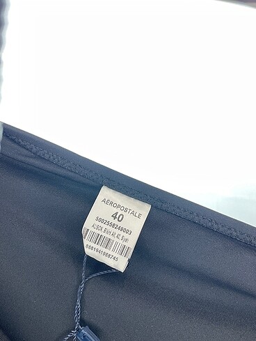 40 Beden Aeropostale Bikini %70 İndirimli.
