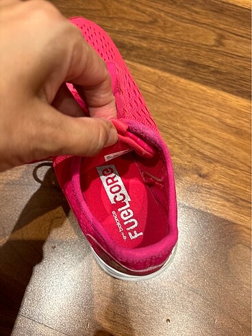 33 Beden Newbalance kız spor ayakkabı 33.5 numara