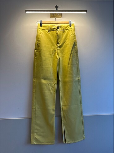 Bershka xs beden sarı deri pantolon