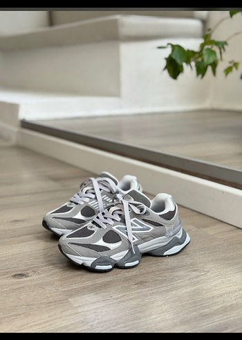 NEW BALANCE 9060 İTHAL ÜRÜN MARKA TEMSİLİDİR