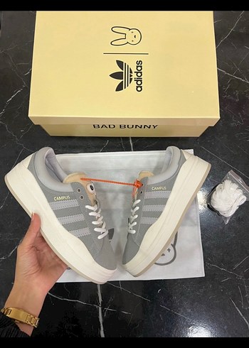 Adidas ADİDAS BAS BUNNY İTHAL ÜRÜN MARKA TEMSİLİDİR
