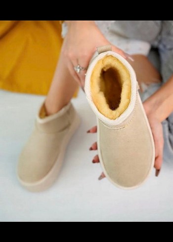 Ugg UGG PLATFORM ÜST DÜZEY ÜRÜN MARKA TEMSİLİDİR