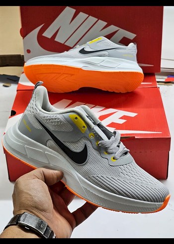 Nike Gri Erkek Spor Ayakkabı MARKA TEMSİLİDİR