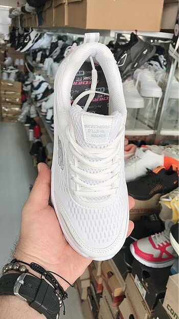 37 Beden SKECHERS D LUX WALKER