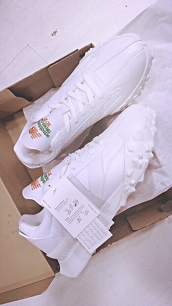 41 Beden NEW BALANCE XC72 (GÖRSELLERDE ÇOK FOTOĞRAF VAR )