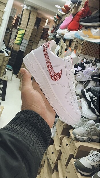 Nike NİKE AİR FORCE AF 1 İTHAL ÜRÜN