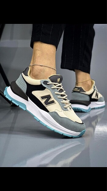 NEW BALANCE İTHAL ÜRÜN (GÖRSELLERDE ÇOK FOTOĞRAF VAR )
