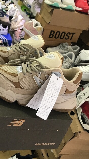 36 Beden NEW BALANCE 9060 İTHAL ÜRÜN