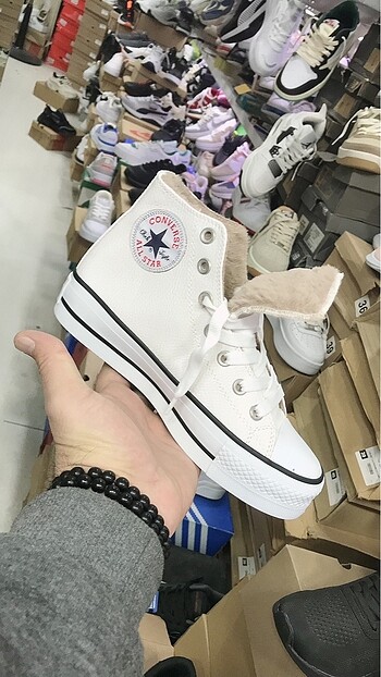 39 Beden CONVERSE PLATFORM MARKA TEMSİLİDİR