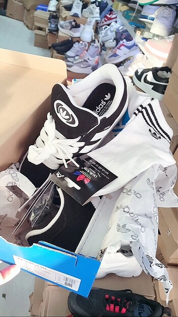 Adidas ADİDAS CAMPÜS İTHAL ÜRÜN MARKA TEMSİLİDİR