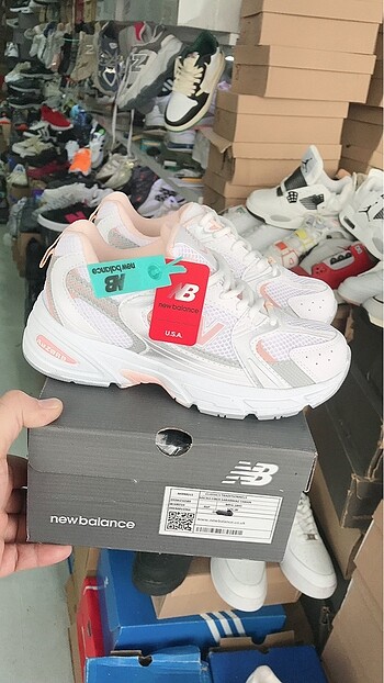 New Balance NEW BALANCE 530 İTHAL ÜRÜN MARKA TEMSİLİDİR