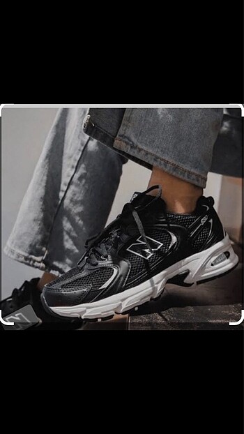 40 Beden NEW BALANCE 530 İTHAL ÜRÜN MARKA TEMSİLİDİR