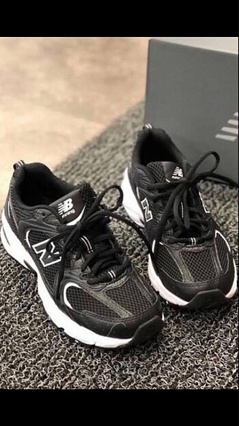 New Balance NEW BALANCE 530 İTHAL ÜRÜN MARKA TEMSİLİDİR