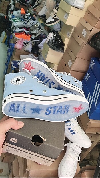 CONVERSE ALL STAR MARKA TEMSİLİDİR