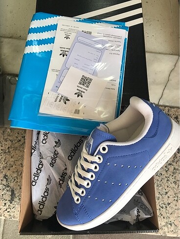 Adidas STAN SMİTH İTHAL ÜRÜN MARKA TEMSİLİDİR