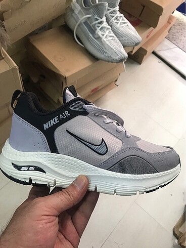 38 Beden NIKE SU GEÇİRMEZ MALZEME MARKA TEMSİLİDİR