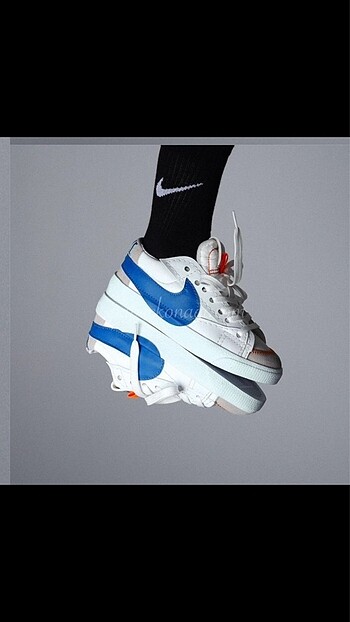 37 Beden NIKE BLAZER MİD MARKA TEMSİLİDİR