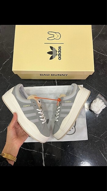 Adidas ADİDAS CAMPÜS BAD BUNNY İTHAL ÜRÜN MARKA TEMSİLİDİR