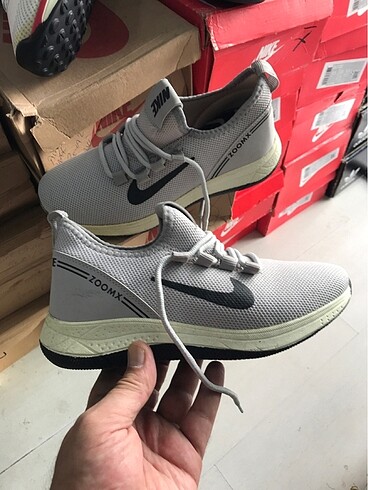 37 Beden gri Renk NIKE ZOOMX MARKA TEMSİLİDİR
