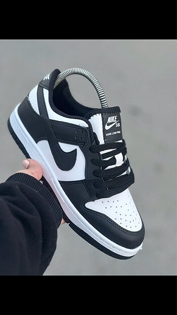 NIKE DUNK LOW MARKA TEMSİLİDİR