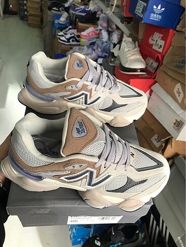 40 Beden NEW BALANCE 9060 İTHAL ÜRÜN MARKA TEMSİLİDİR