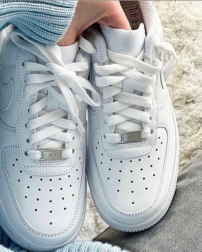 Nike NIKE AİR FORCE AF1 İTHAL ÜRÜN MARKA TEMSİLİDİR