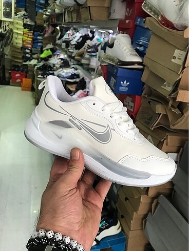 39 Beden beyaz Renk NIKE AİR ZOOM SU GEÇİRMEZ MARKA TEMSİLİDİR