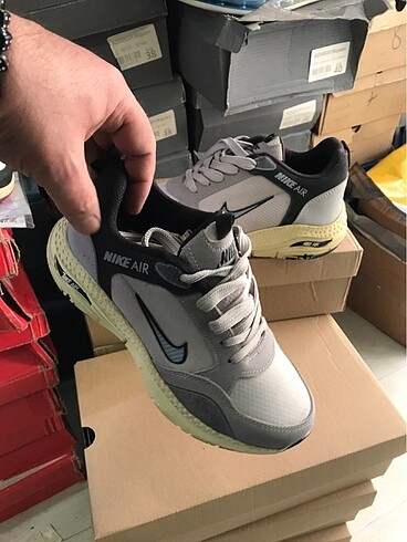 36 Beden gri Renk NIKE MARKA TEMSİLİDİR