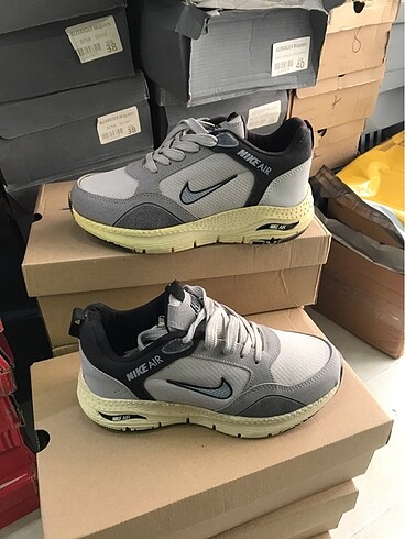 Nike NIKE MARKA TEMSİLİDİR