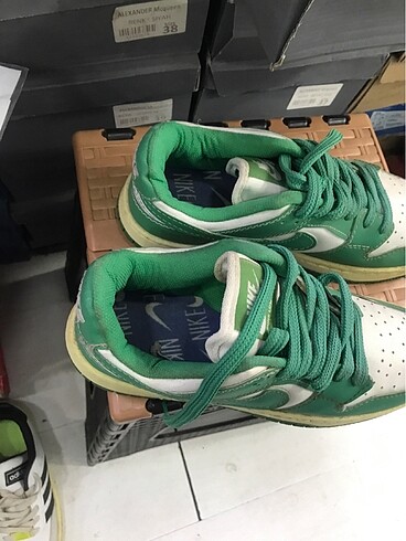 38 Beden yeşil Renk NIKE DUNK LOW MARKA TEMSİLİDİR