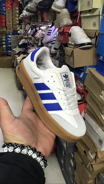 Adidas ADİDAS SAMBA İTHAL ÜRÜN MARKA TEMSİLİDİR