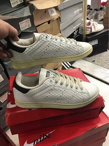 Adidas ADİDAS STAN SMİTH İTHAL ÜRÜN MARKA TEMSİLİDİR