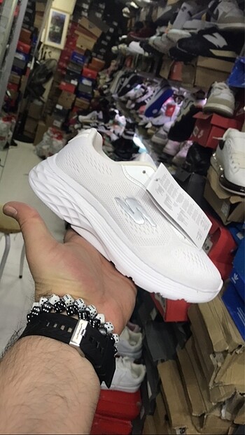 36 Beden SKECHERS İTHAL ÜRÜN MARKA TEMSİLİDİR