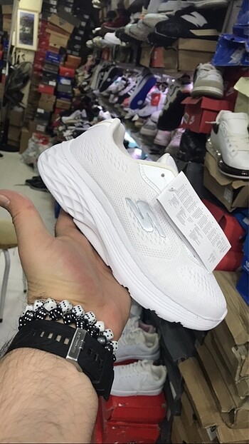 36 Beden beyaz Renk SKECHERS İTHAL ÜRÜN MARKA TEMSİLİDİR