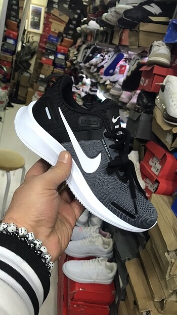 NIKE AİR ZOOM İTHAL ÜRÜN MARKA TEMSİLİDİR